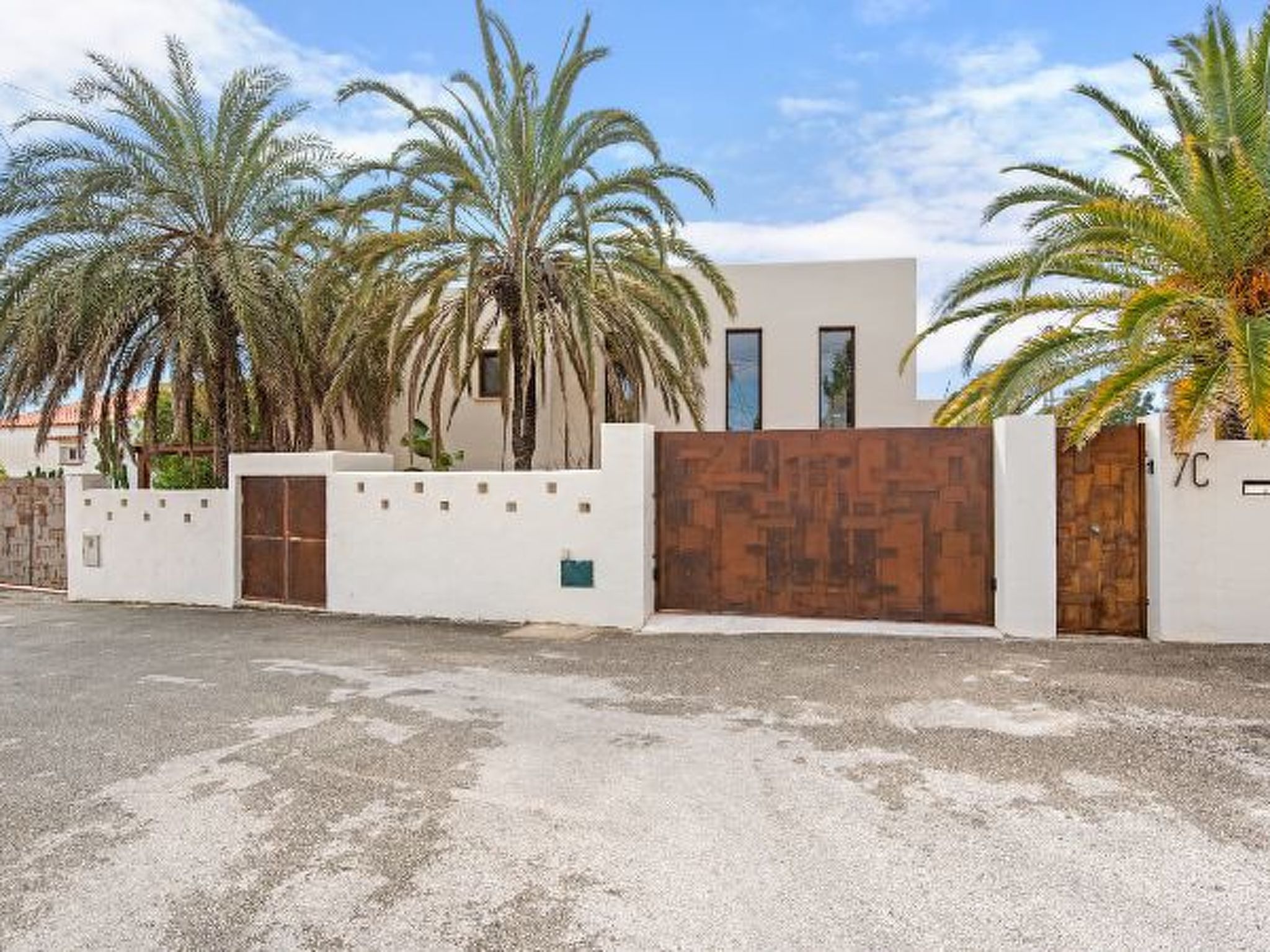 Photo of Villa Moai - PlusHolidays