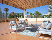 Aan zee: Ruim appartement Coral Beach in Calpe met wellness - thumbnail 2