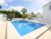 Vrijstaande woning Isa met privézwembad, op 950m van strand La Fustera - thumbnail 1