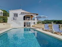 Gerenoveerde villa La Repere met privézwembad, 1,2 km van Playa La Fustera - thumbnail 1