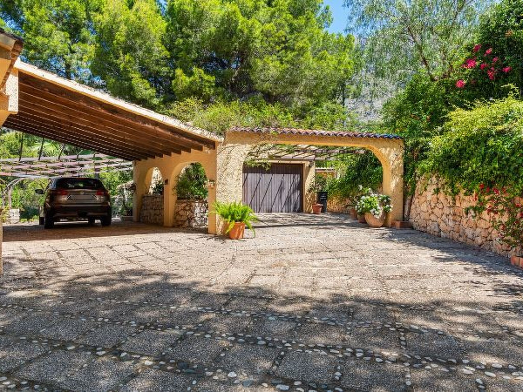 Photo of Villa Rosa 5 - PlusHolidays