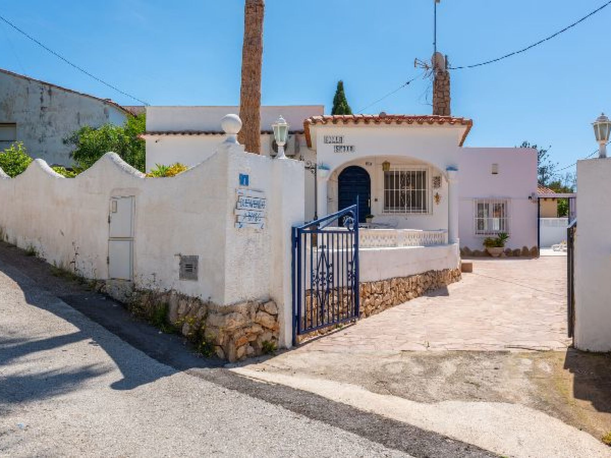 Photo of Villa Ametler - Plus