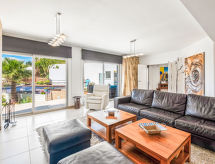 Moderne villa Puerto de Bejar met privézwembad op 1 km van het strand - thumbnail 4