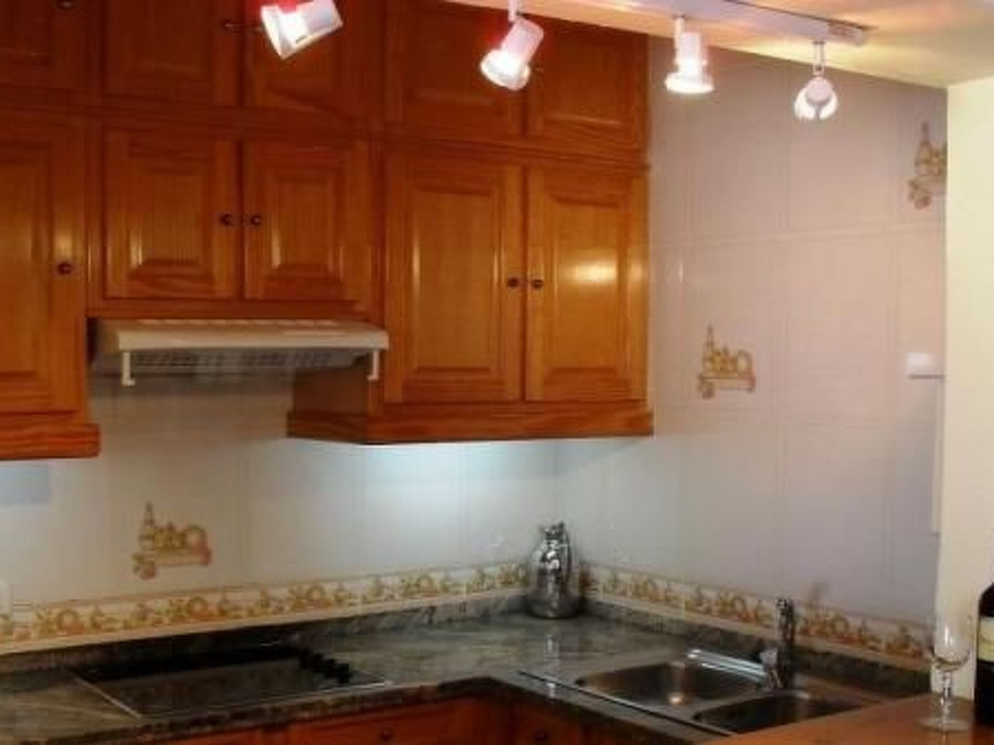 Klimatisierte Ferienwohnung mit eigener Terrasse-Binnen