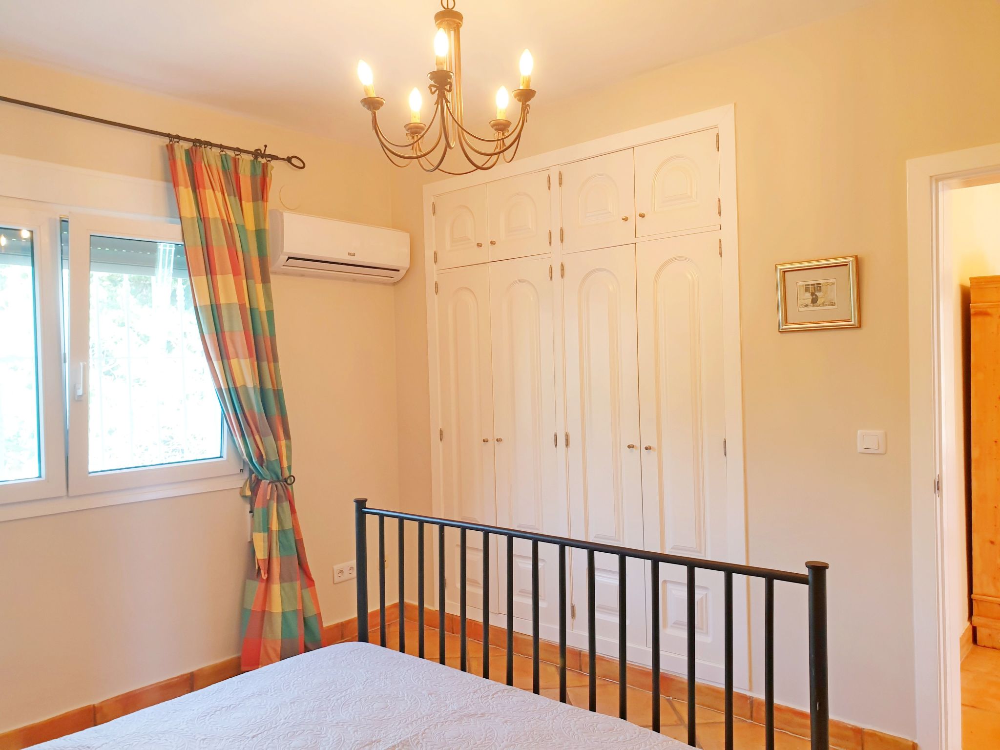 Villa Hermosa-Binnen