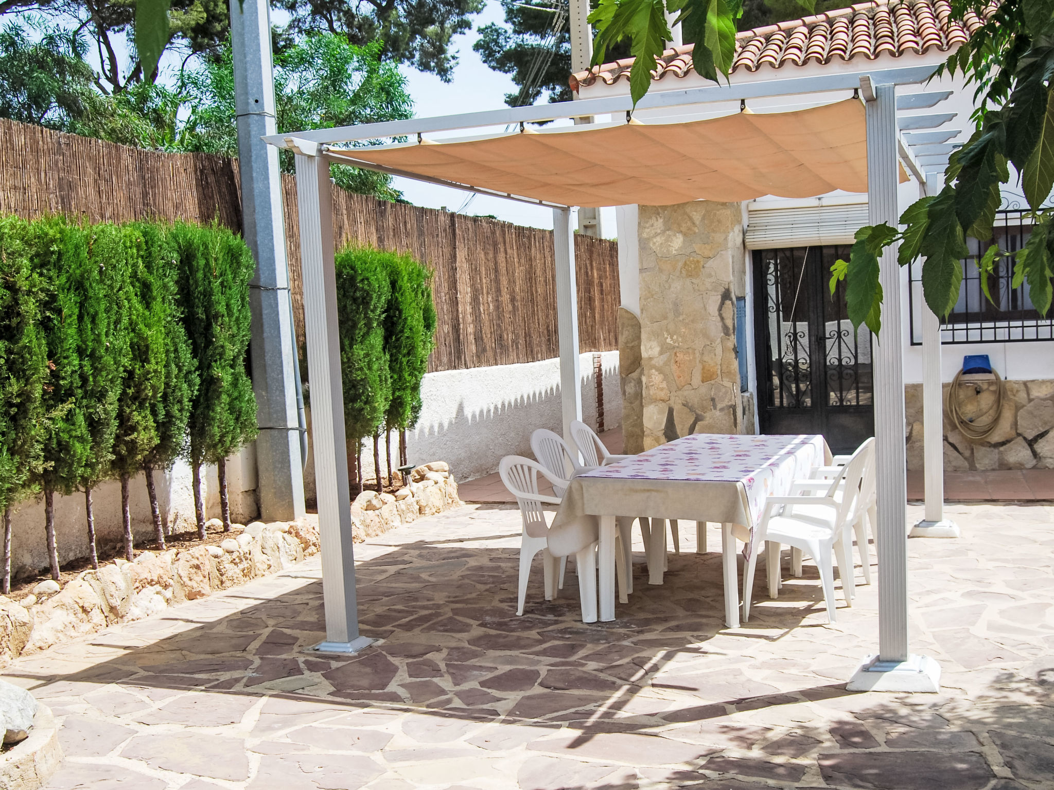 Photo of Ferienvilla, Seeblick, privater Pool und Parkplatz