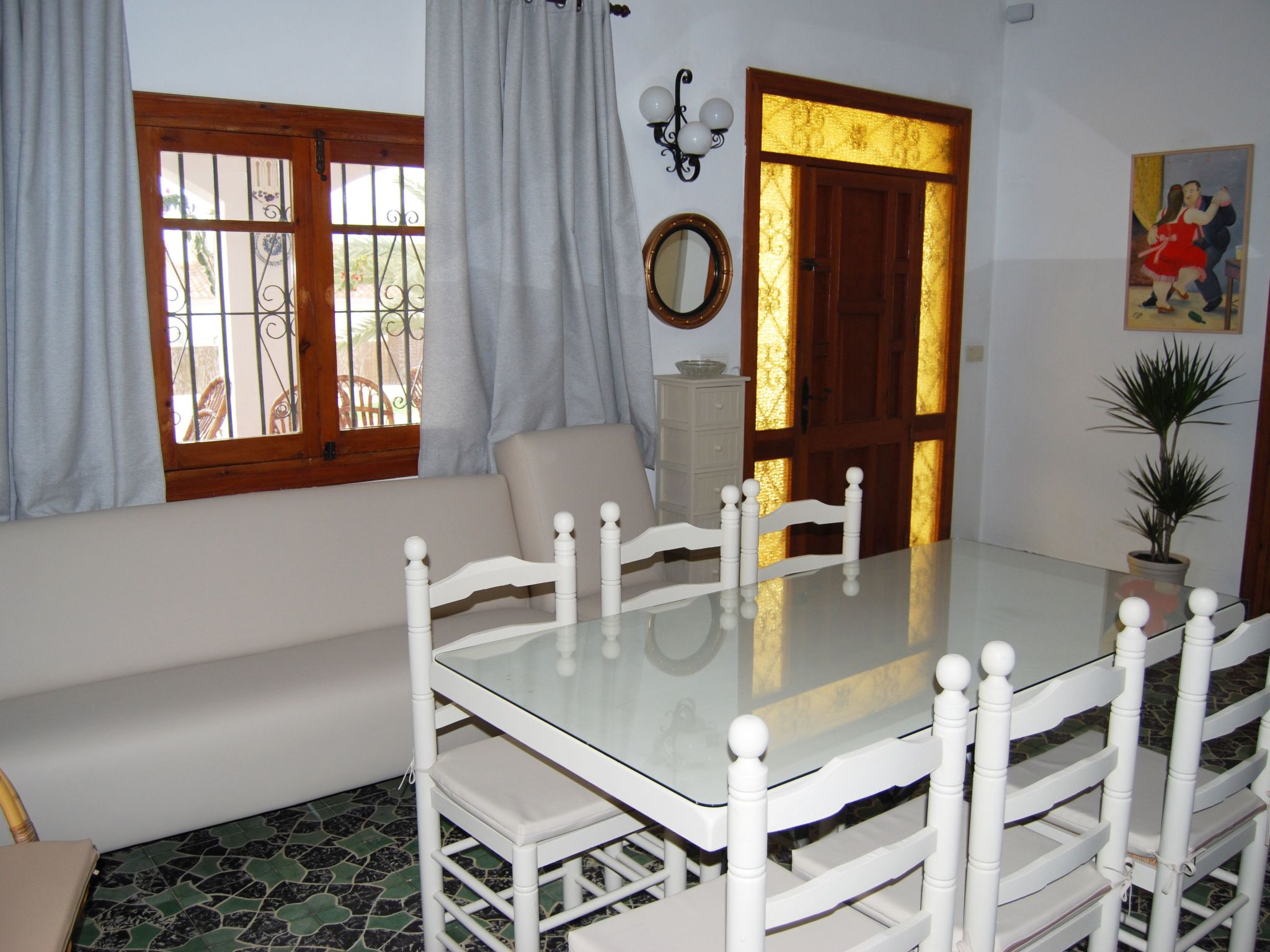 Ferienvilla, Seeblick, privater Pool und Parkplatz-Image-tags.info