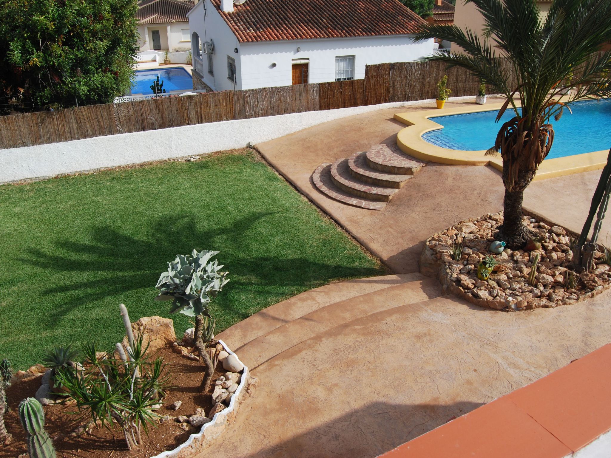 Photo of Ferienvilla, Seeblick, privater Pool und Parkplatz