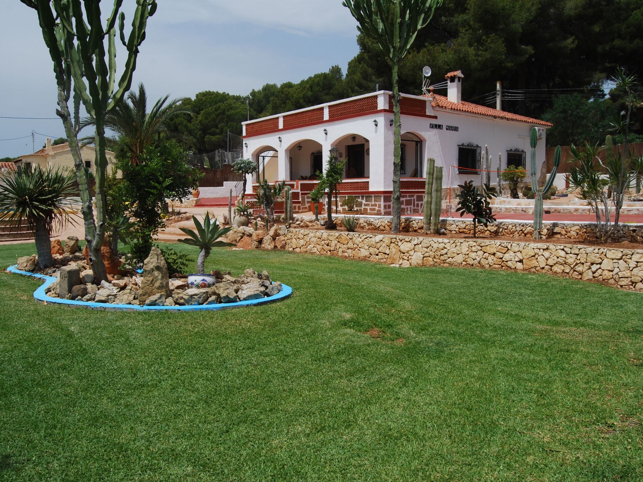 Photo of Ferienvilla, Seeblick, privater Pool und Parkplatz