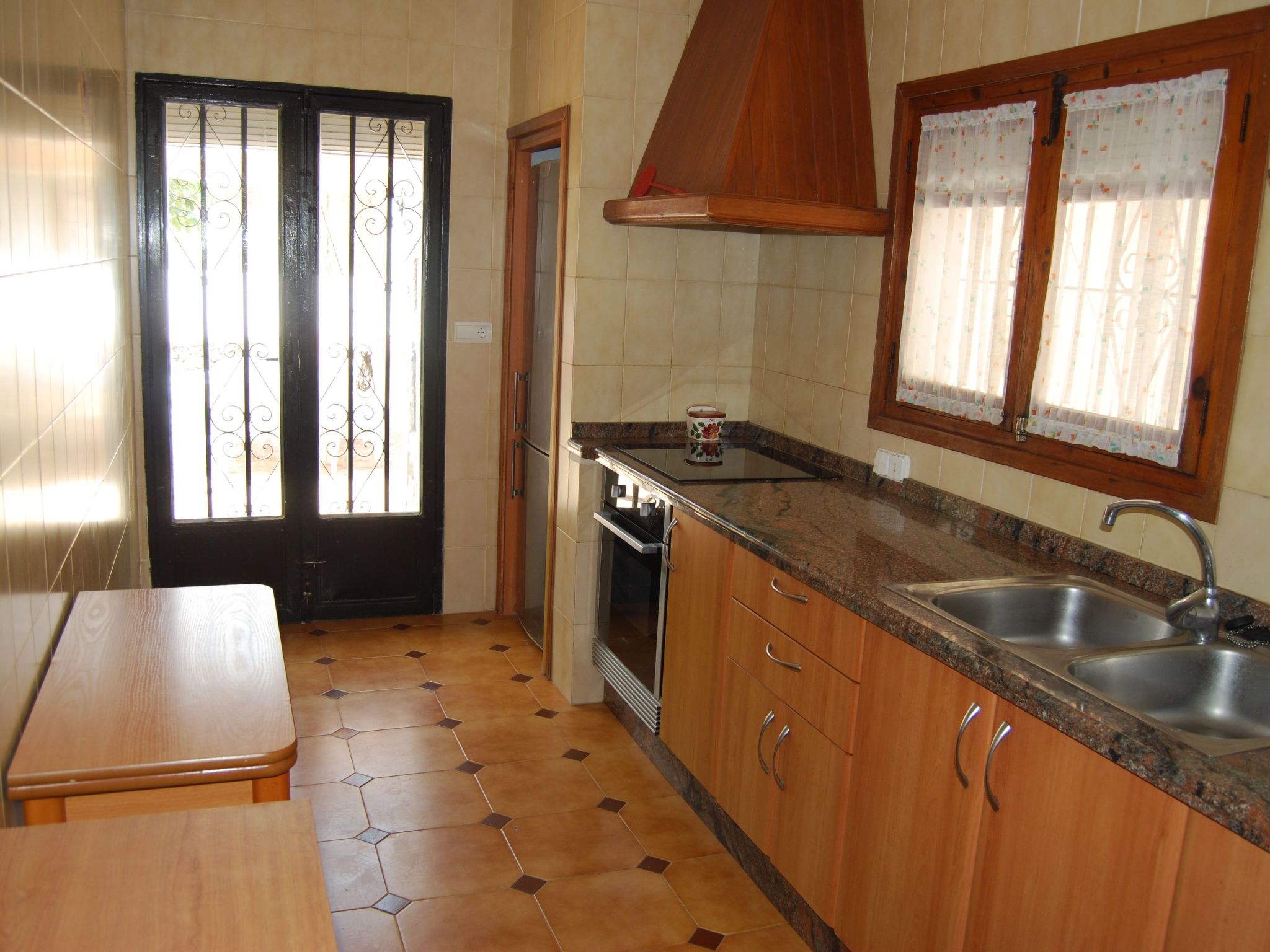 Photo of Ferienvilla, Seeblick, privater Pool und Parkplatz