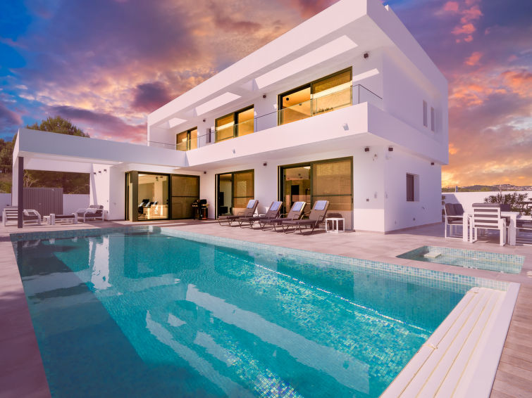 Search and Stay destination Teulada, VC - Spain from AU$ 915. Villa Felicita