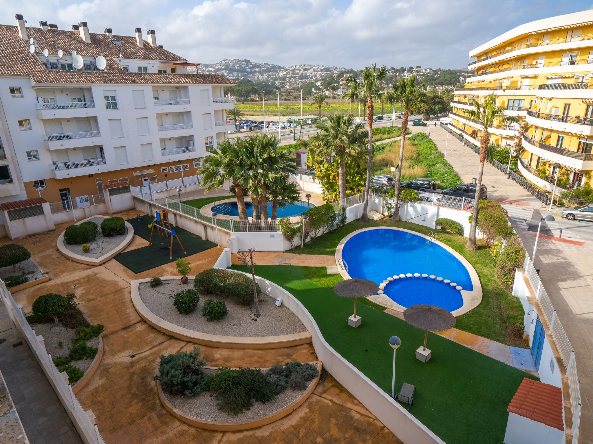 Cala Mora-Outside