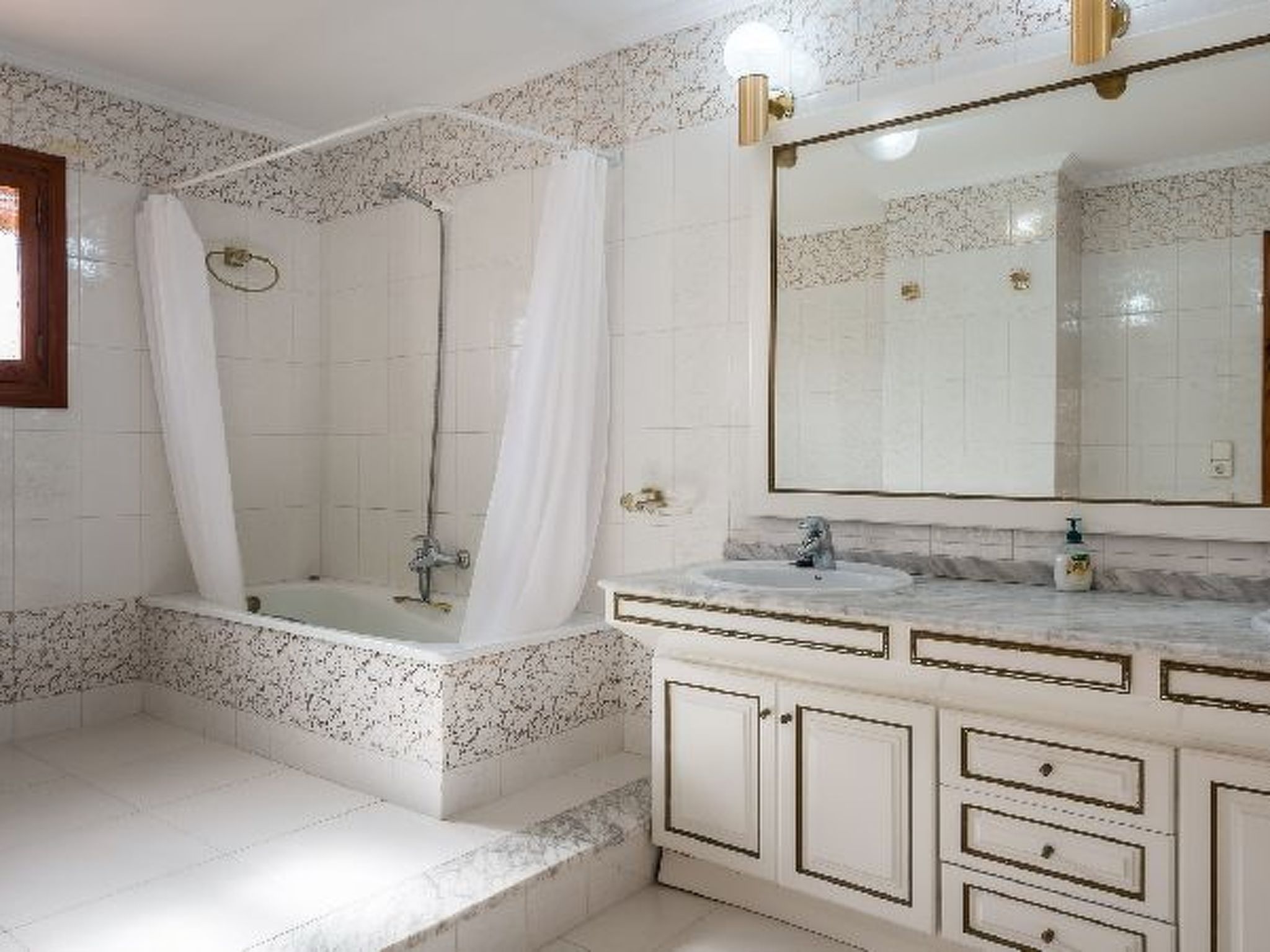 Photo of Villa Llobell - PlusHolidays