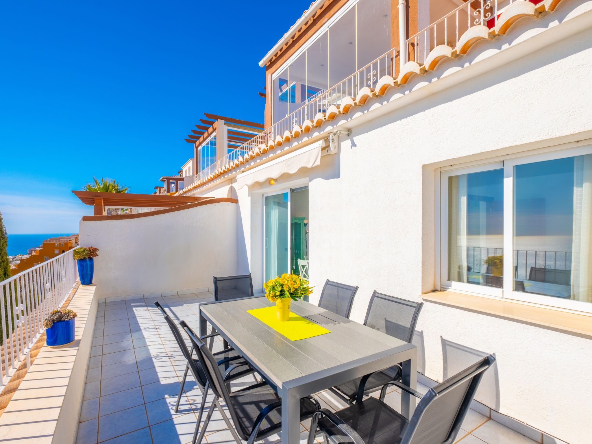 Pueblo Panorama-Outside