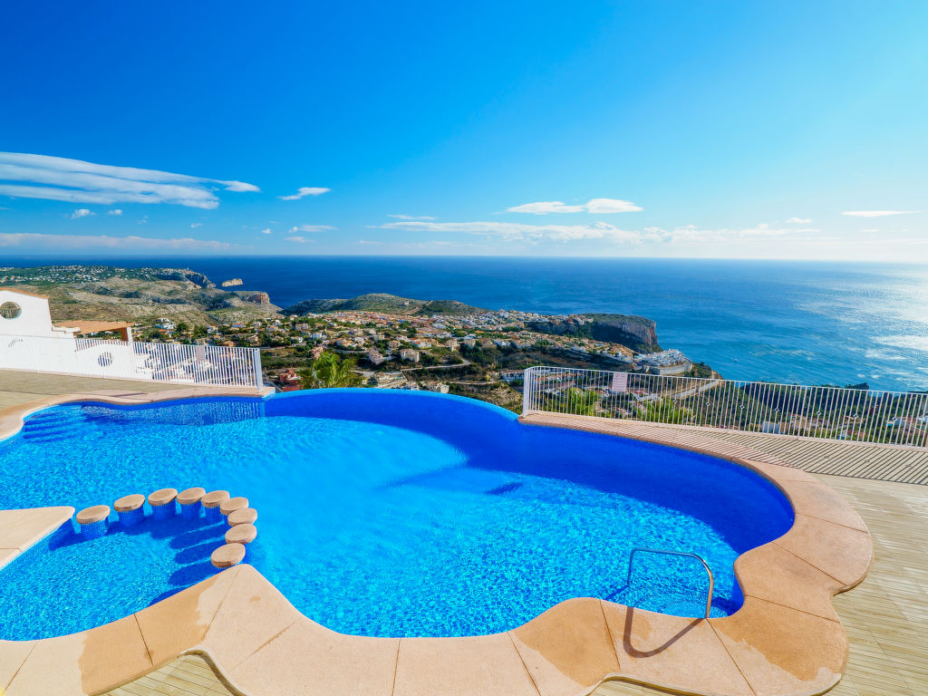 Las Brisas — 2