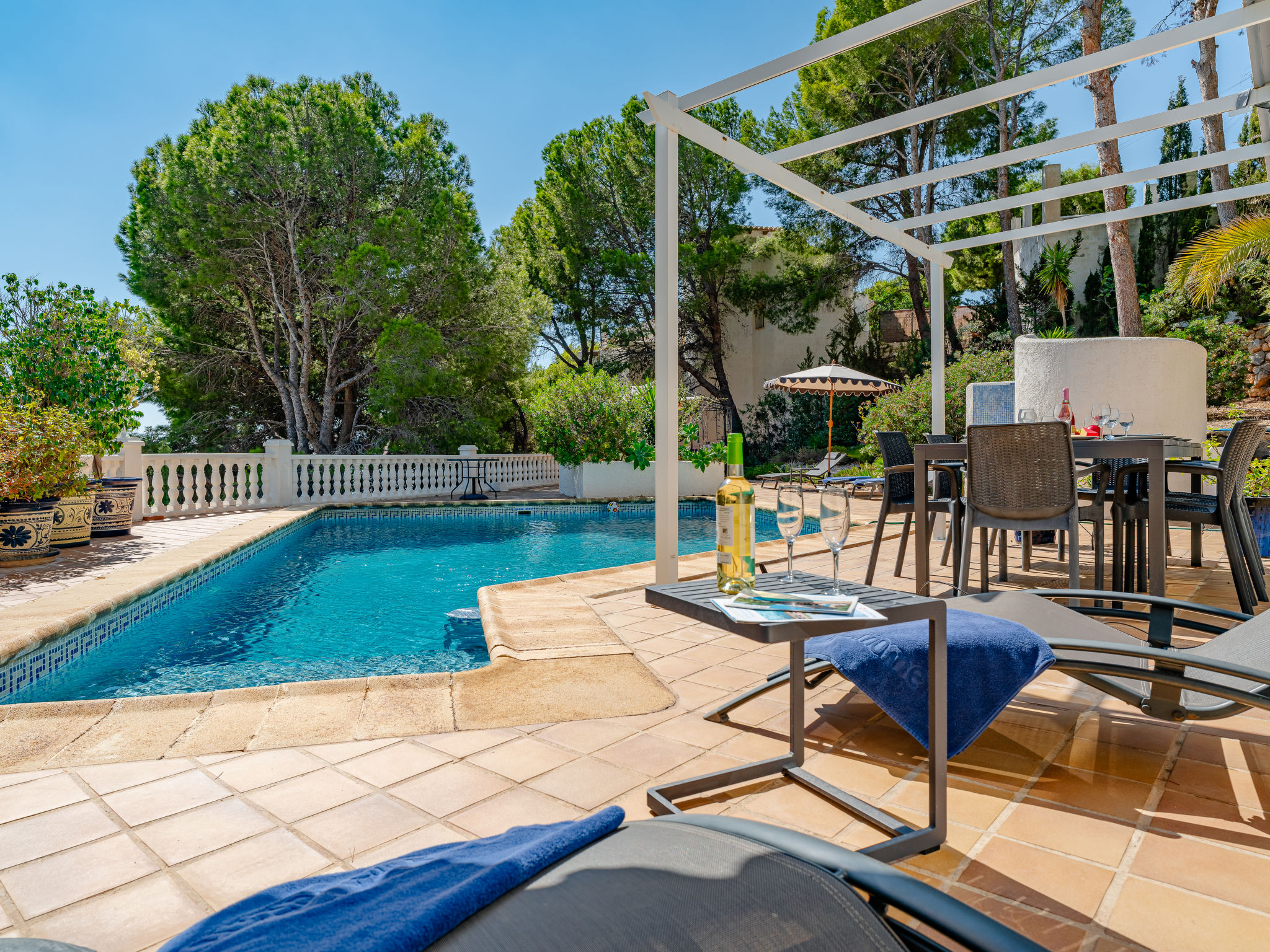 Preciados — Pool Outdoor (2 of 71)