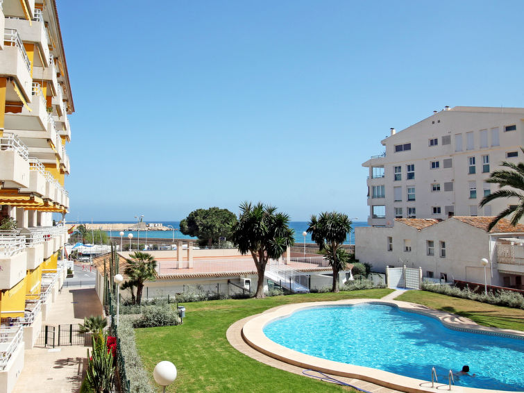 Aan zee: Zonnig appartement met zeezicht in centrum Altea in Altea