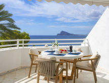 Zeezicht en direct aan het strand: Appartement Panorama in Altea - thumbnail 2
