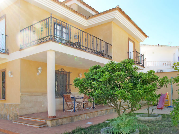 Search and Stay destination l'Alfàs del Pi, VC - Spain from AU$ 163. Sunshine (ATE105)