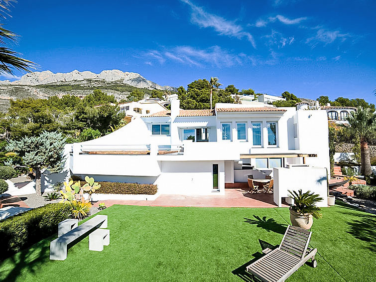 Search and Stay destination Altea, VC - Spain from AU$ 576. Palm Spring