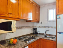 Zonnig appartement in Benidorm, op 600 meter van strand La Cala - thumbnail 6