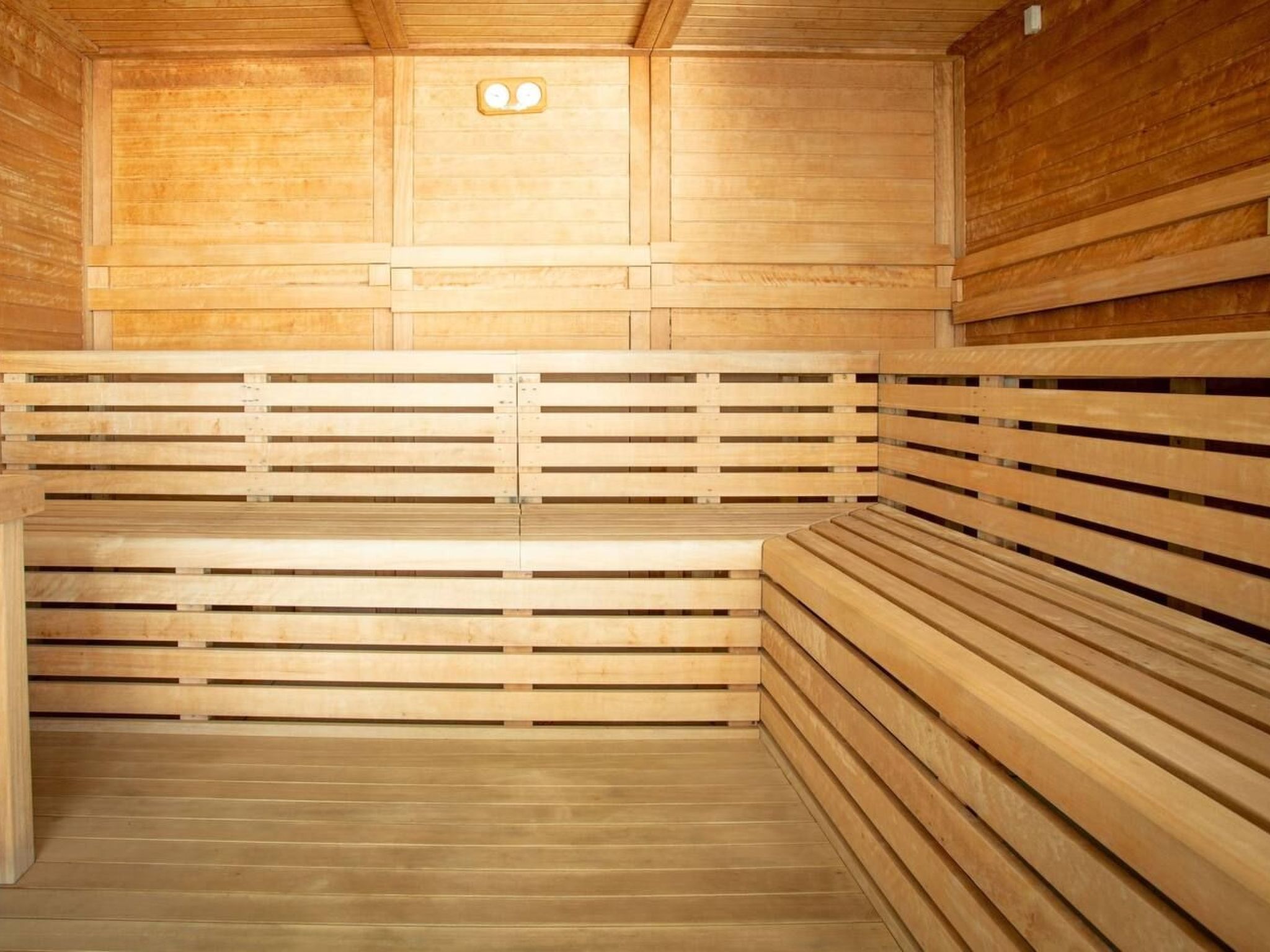 2474028-Image-tags.info