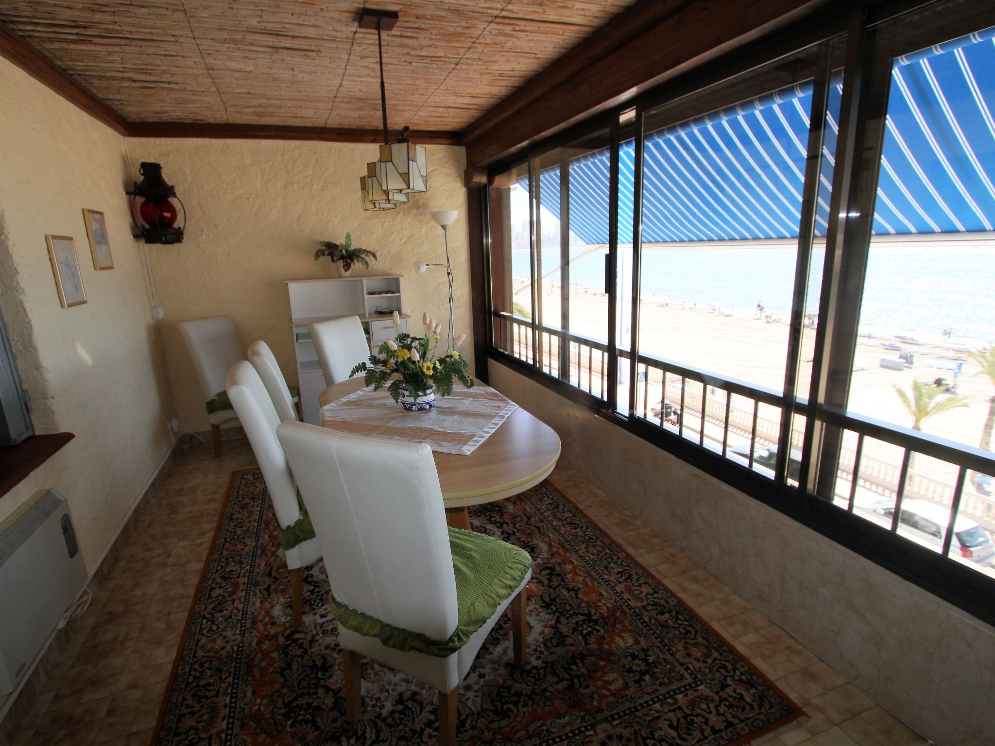 Fewo Casa Blanca 1 mit Blick auf das Wasser-Dedans