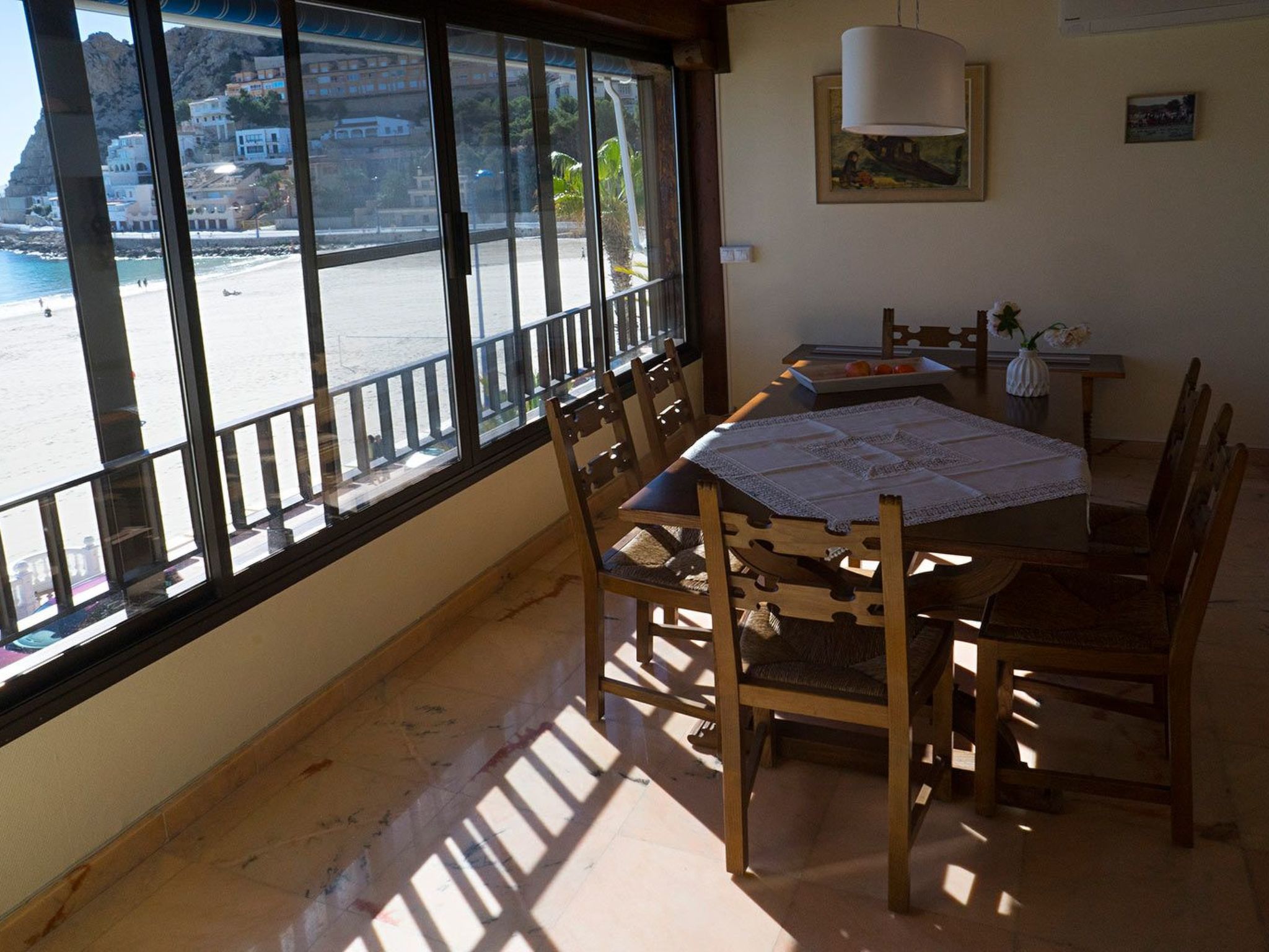 Casa Blanca 4-Dedans