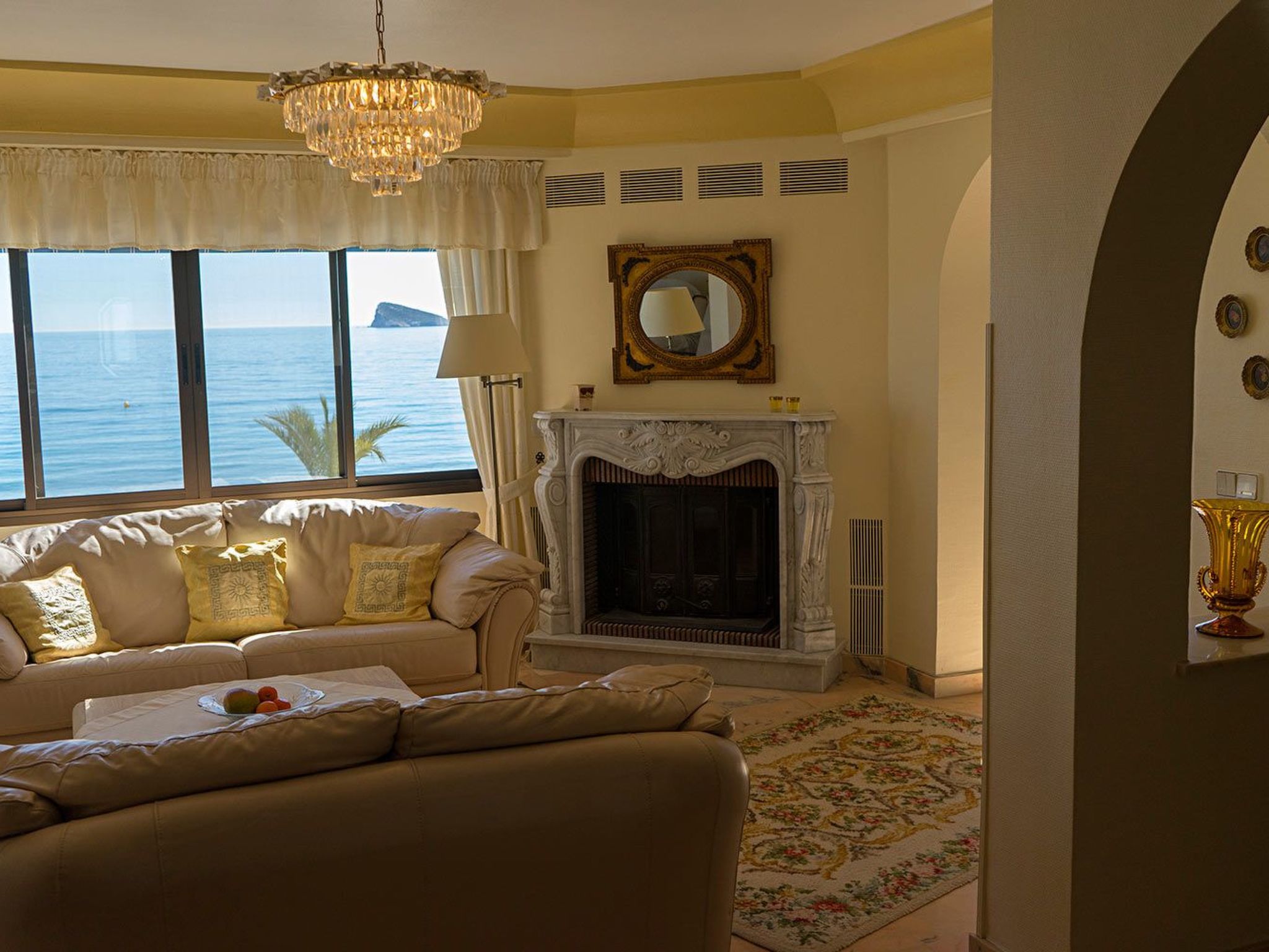 Casa Blanca 4-Dedans