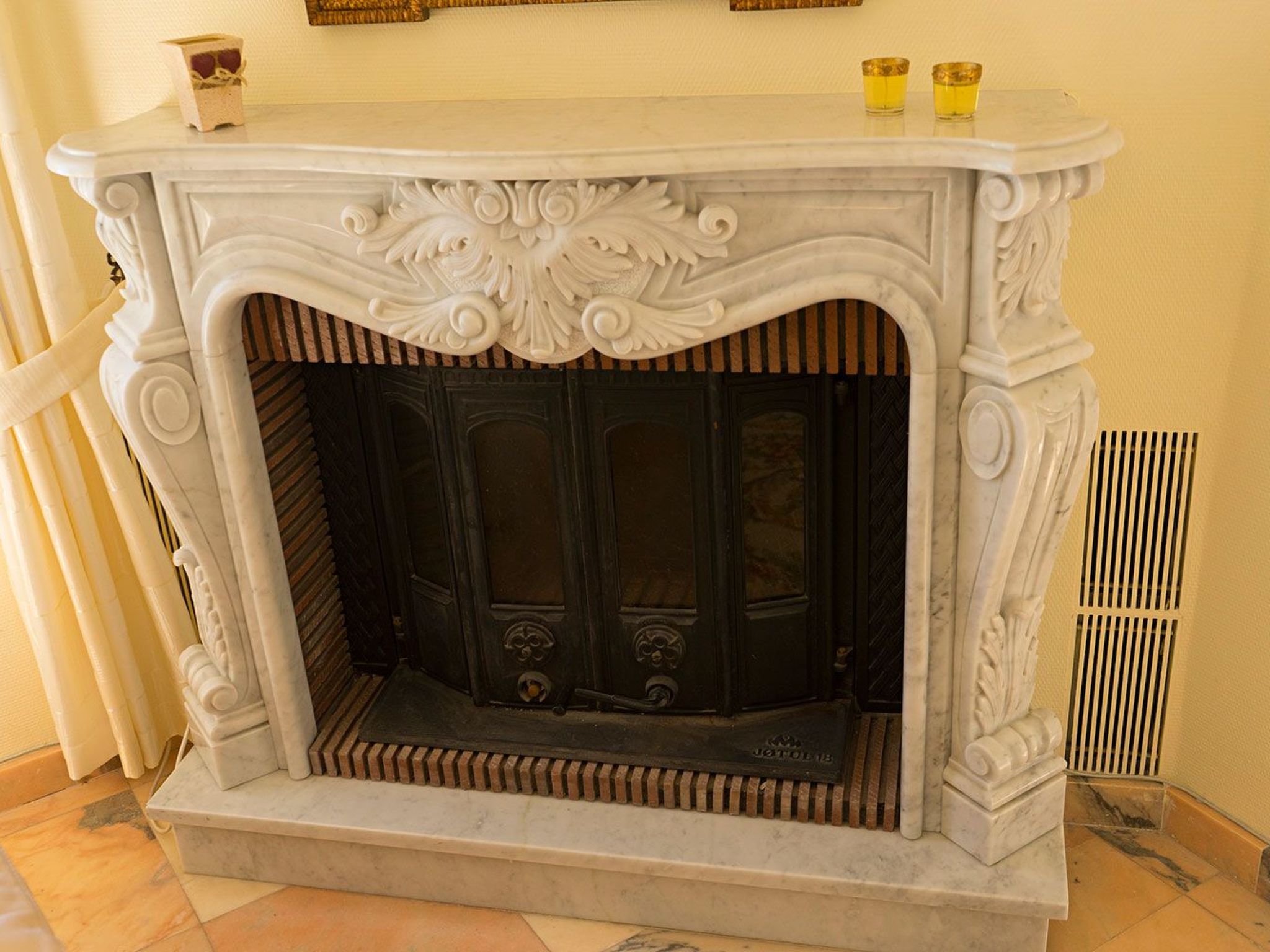 Casa Blanca 4-Dedans