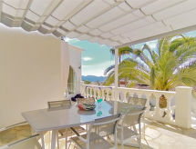 Vrijstaande woning met zwembad en uitzicht, nabij Benidorm - thumbnail 2