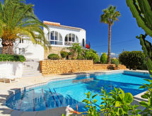 Vrijstaande woning met zwembad en uitzicht, nabij Benidorm - thumbnail 1