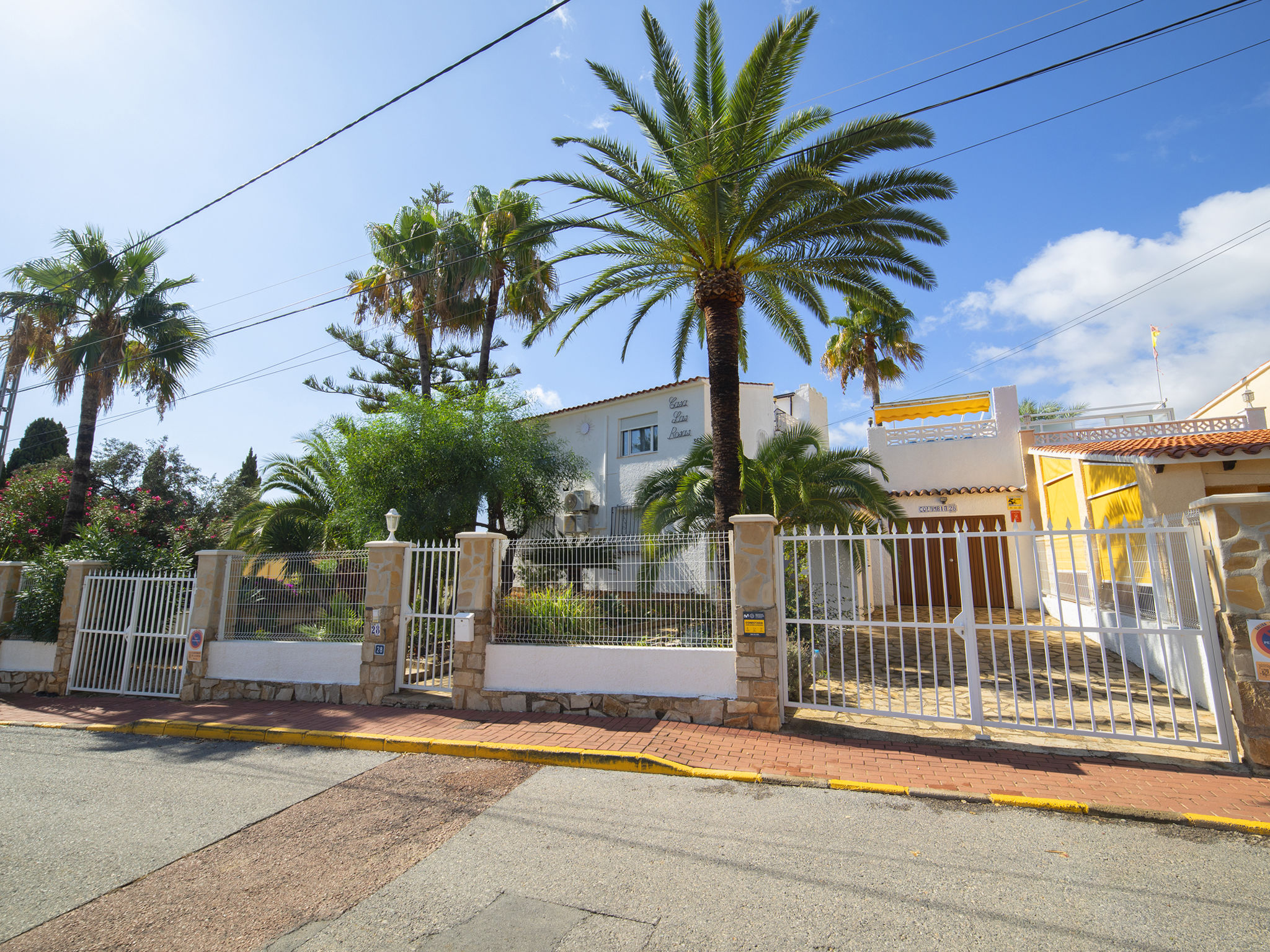 Photo of De las Rosas