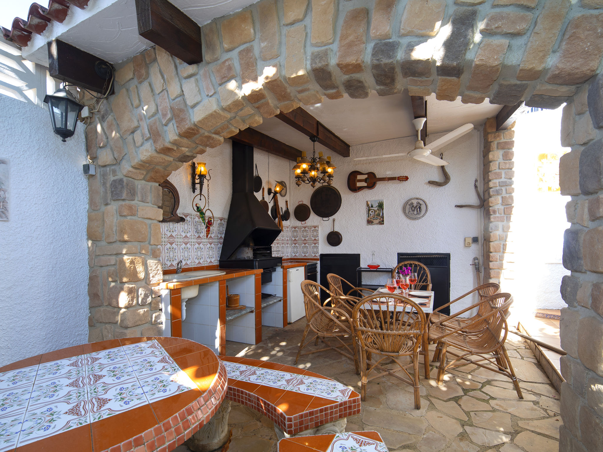 Photo of De las Rosas