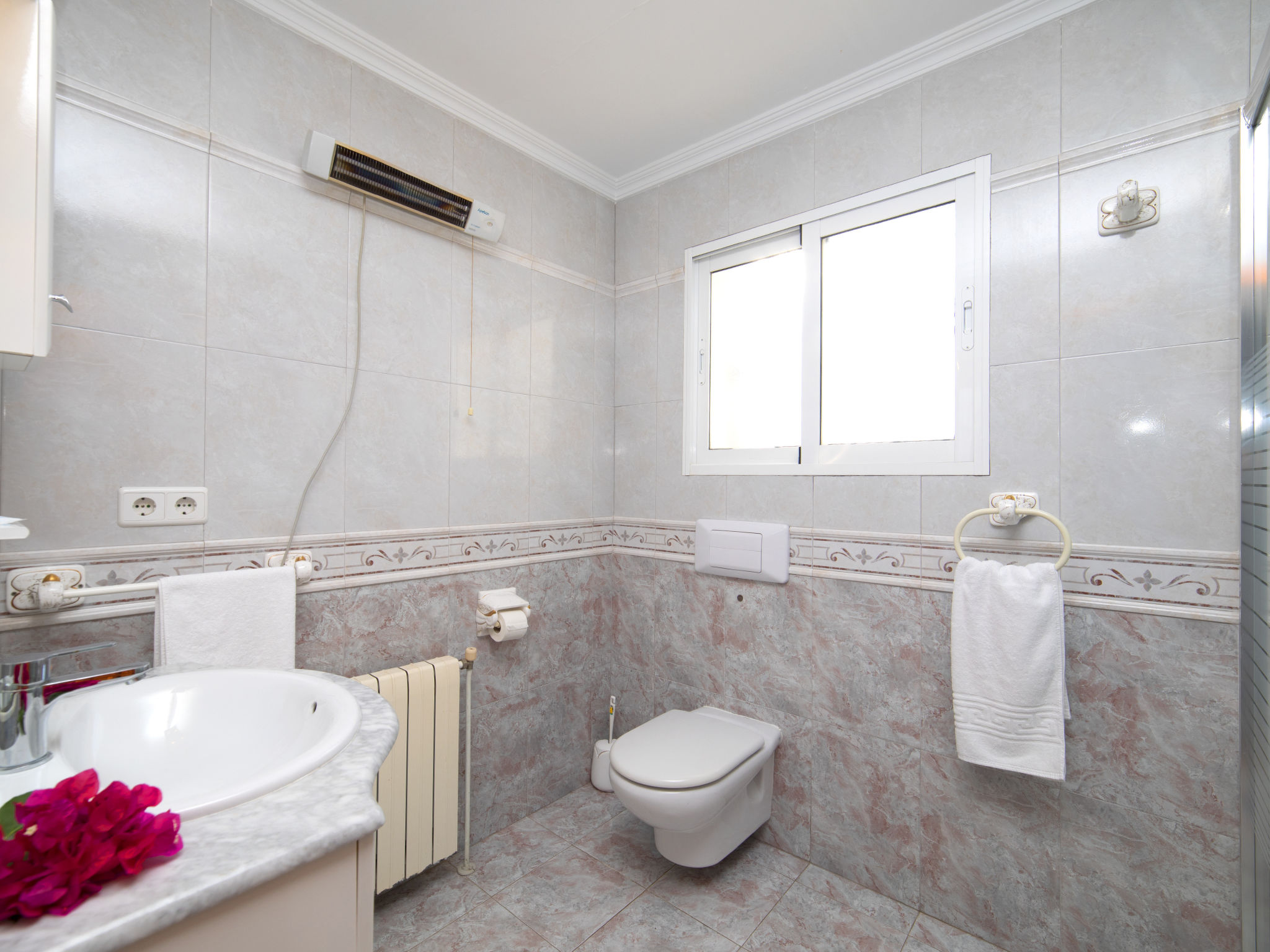 Photo of De las Rosas