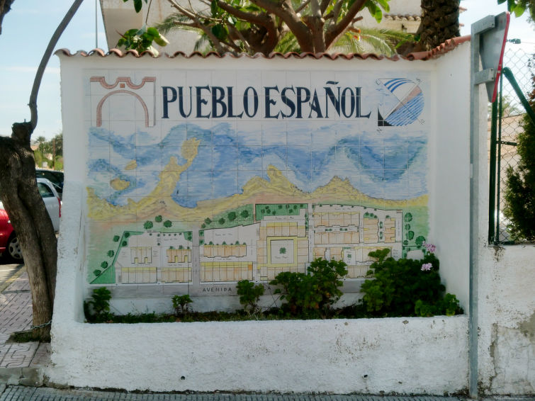 Pueblo Español