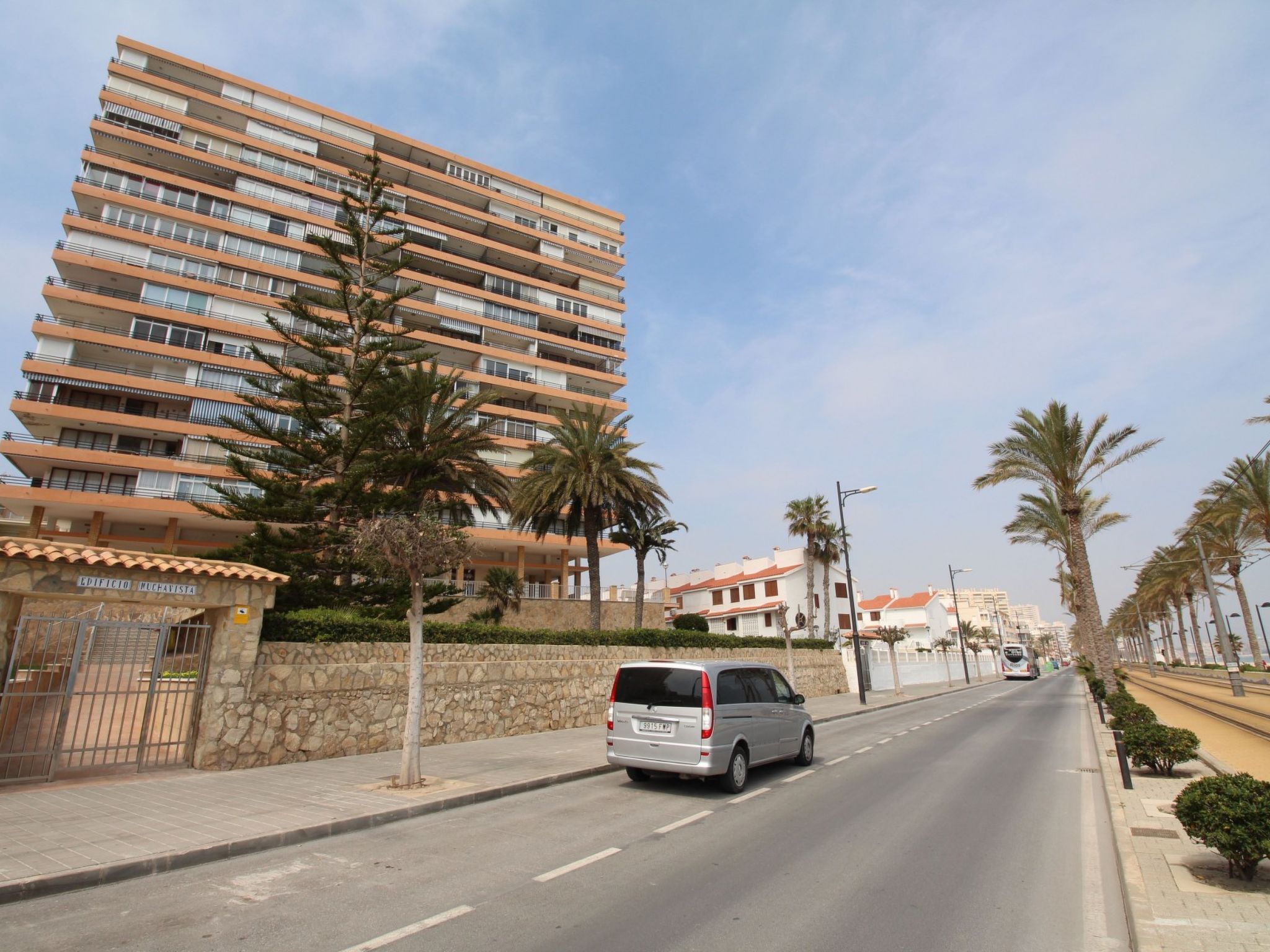 LOFT PLAYA MUCHAVISTA — House (2 of 29)