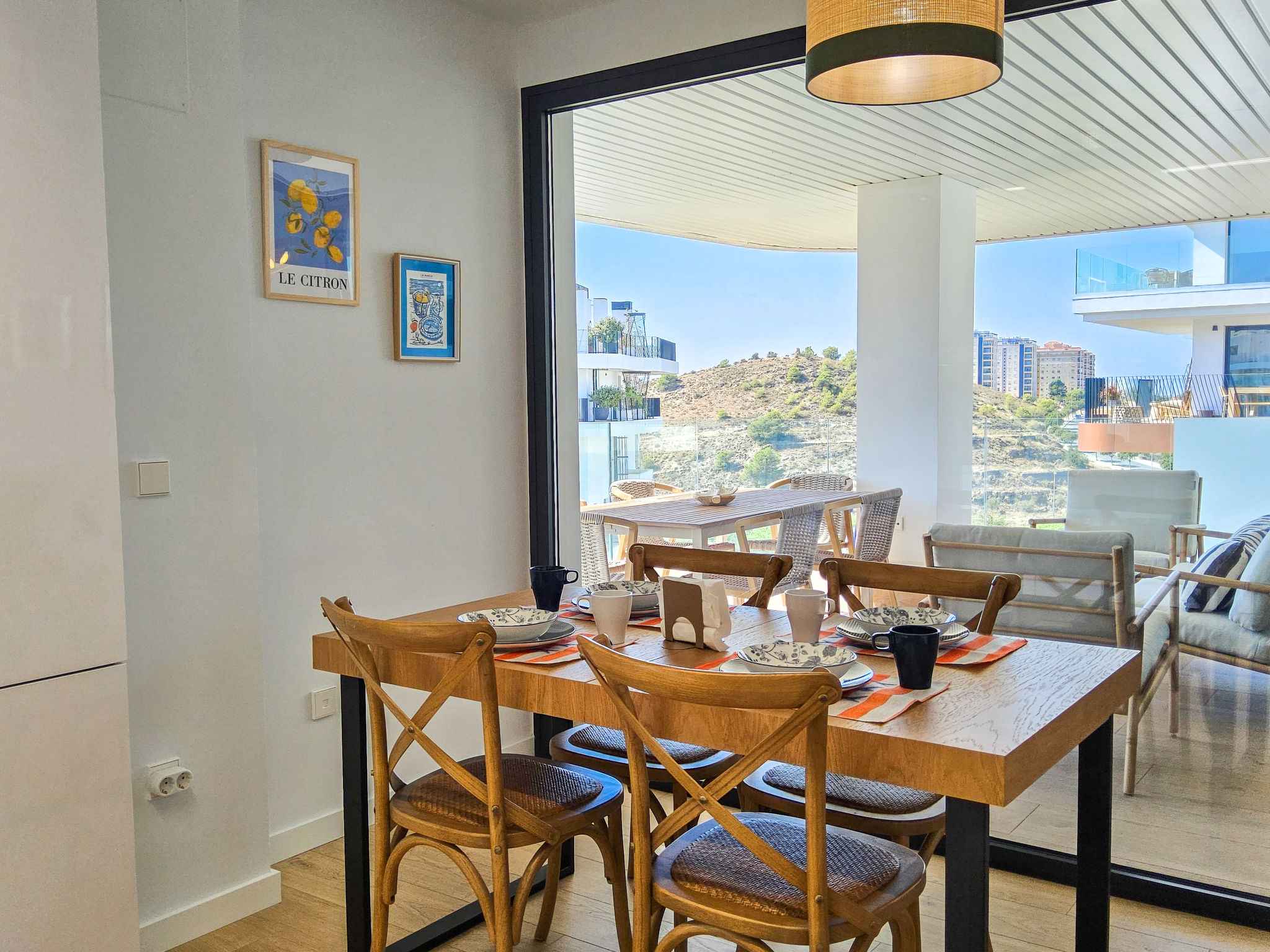 Residencial Áster - Binnen