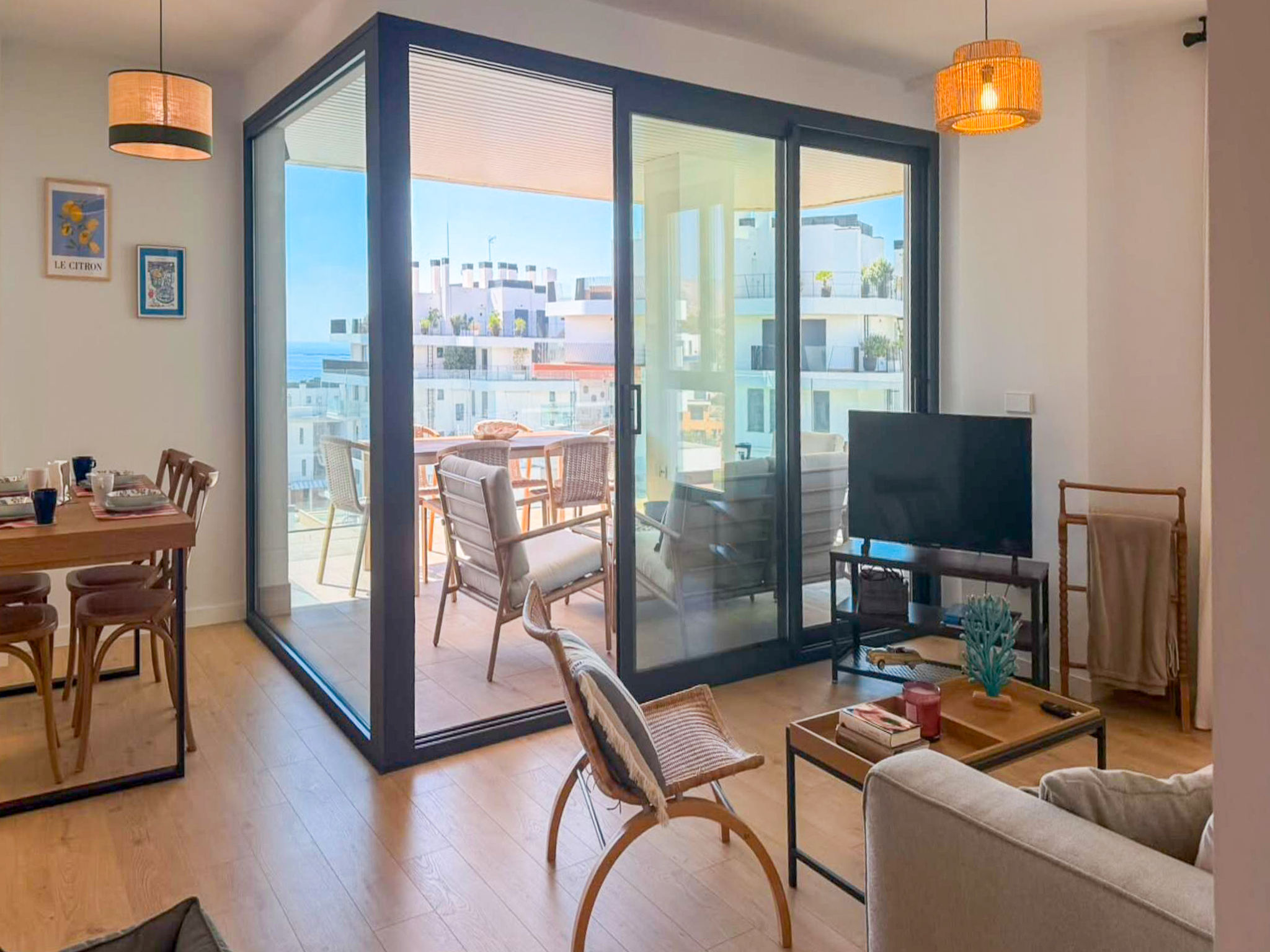 Residencial Áster - Binnen