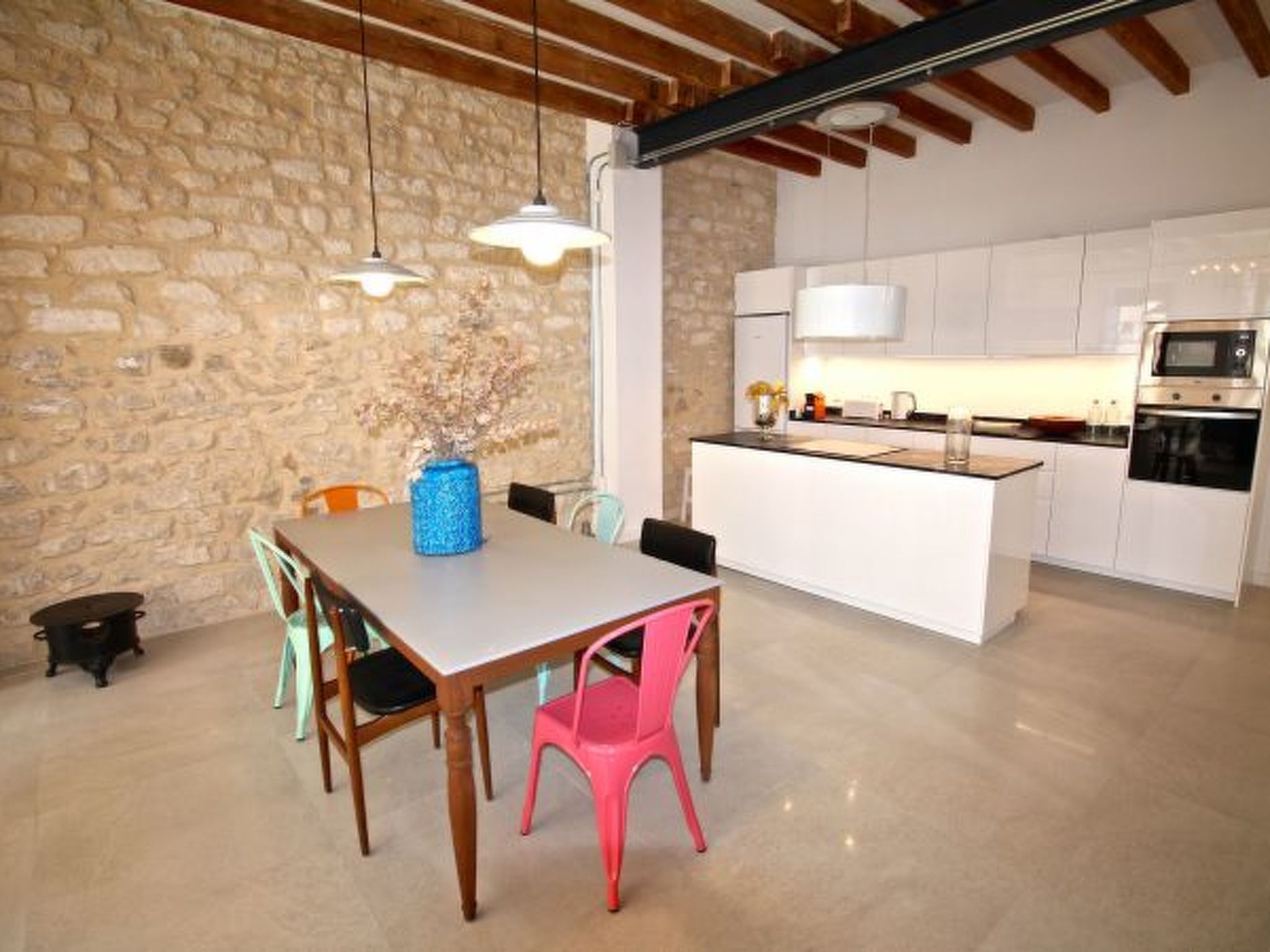 Photo of APART. GRANDE Y LUMINOSO EN EL CENTRO DE ALICANTE