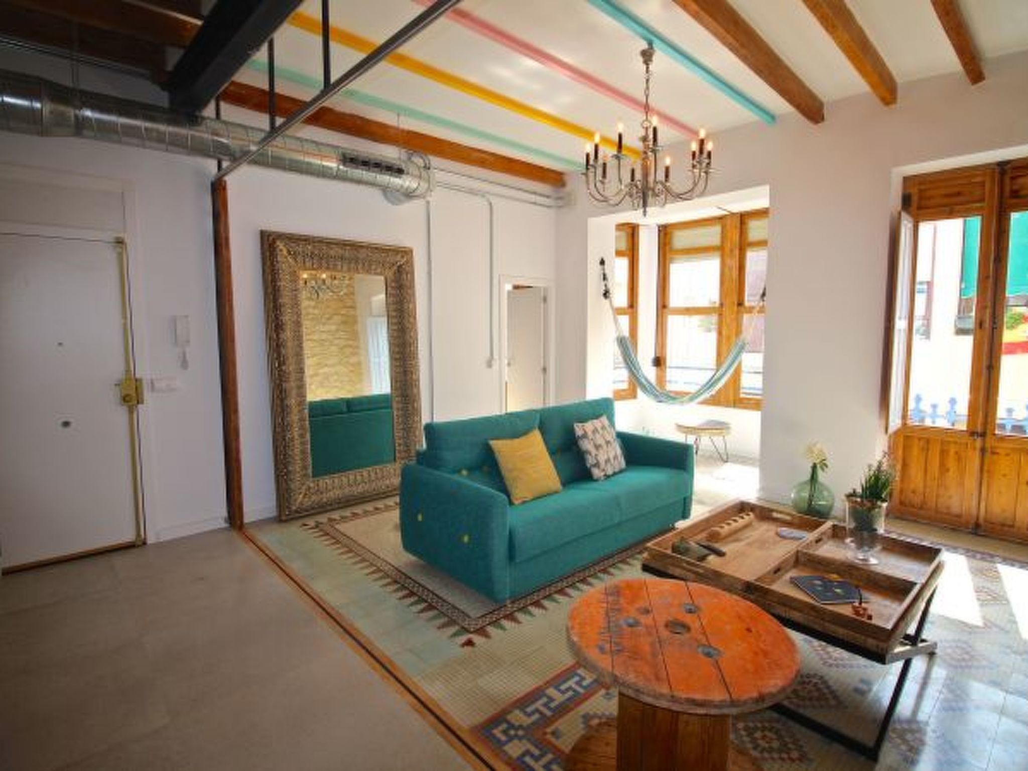 Photo of APART. GRANDE Y LUMINOSO EN EL CENTRO DE ALICANTE