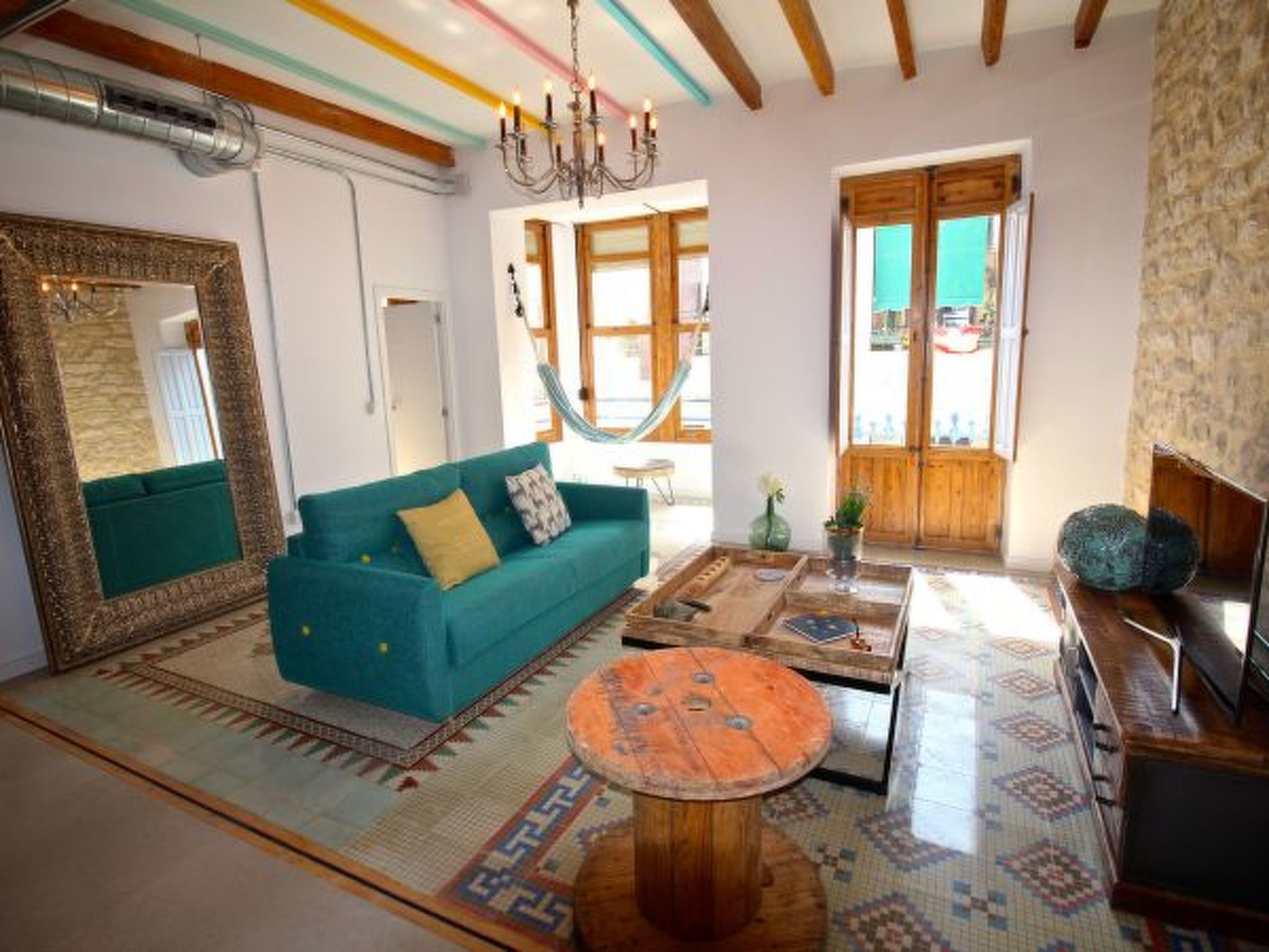 Photo of APART. GRANDE Y LUMINOSO EN EL CENTRO DE ALICANTE