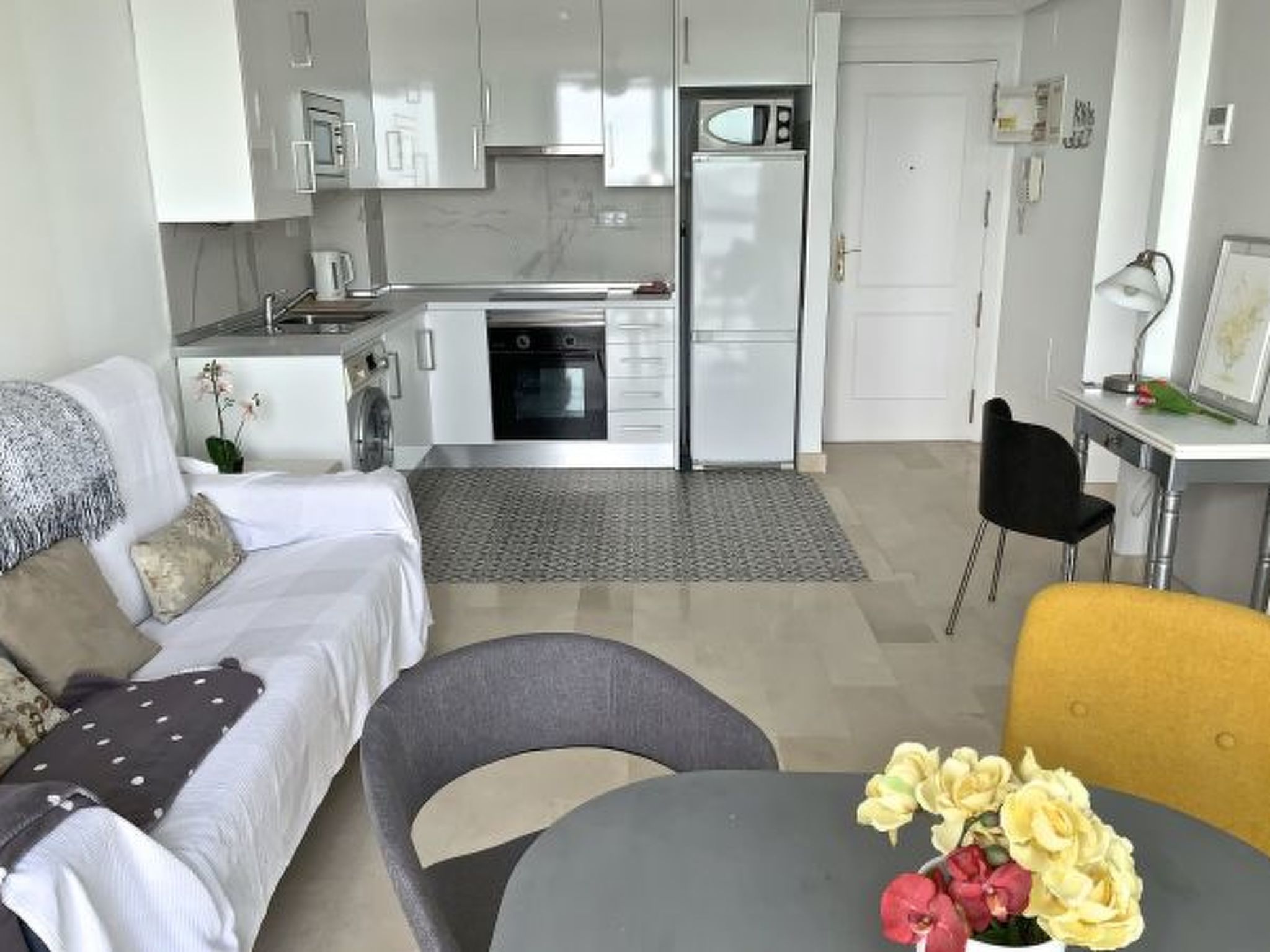 Photo of APARTAMENTO PLAYA POSTIGUET