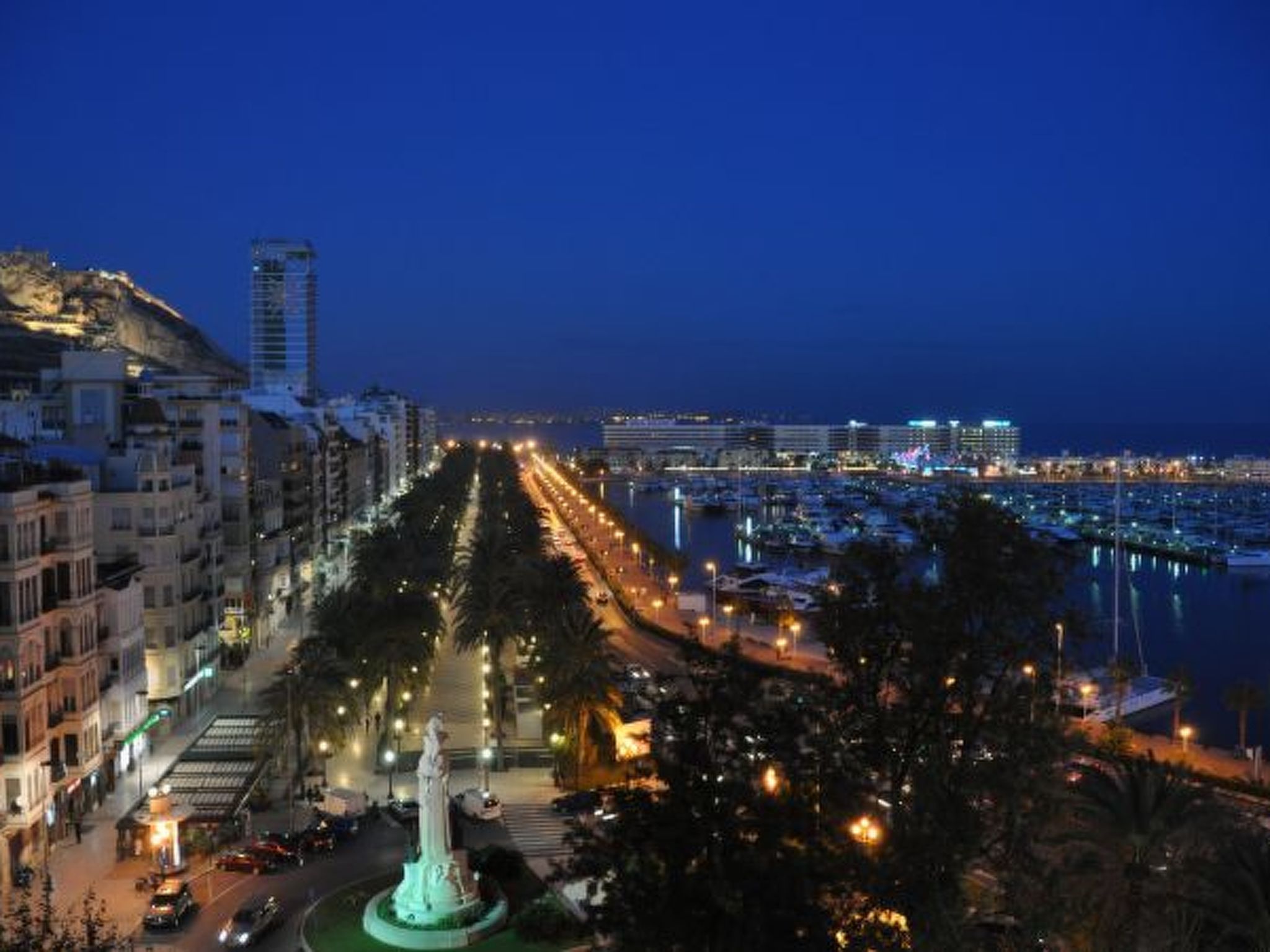 Photo of APARTAMENTO PLAYA POSTIGUET