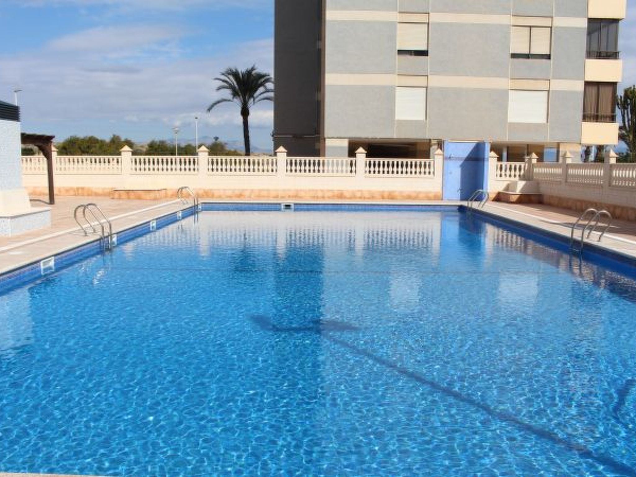 Appartement – Piscine extérieure, photo 22 sur 63