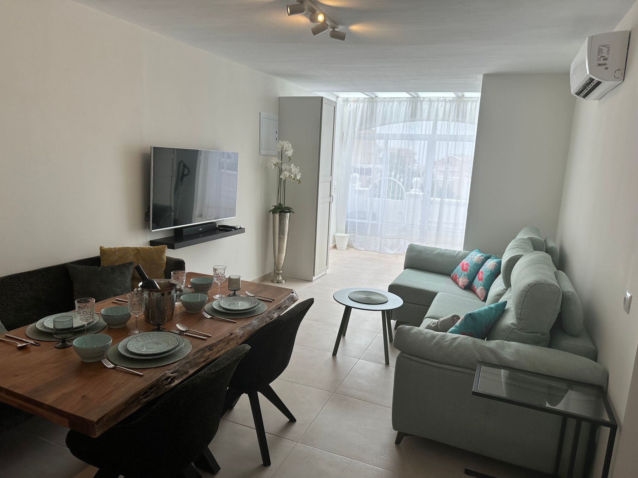 MEER * POOL* 4 Personen - Ferienhaus-Dedans