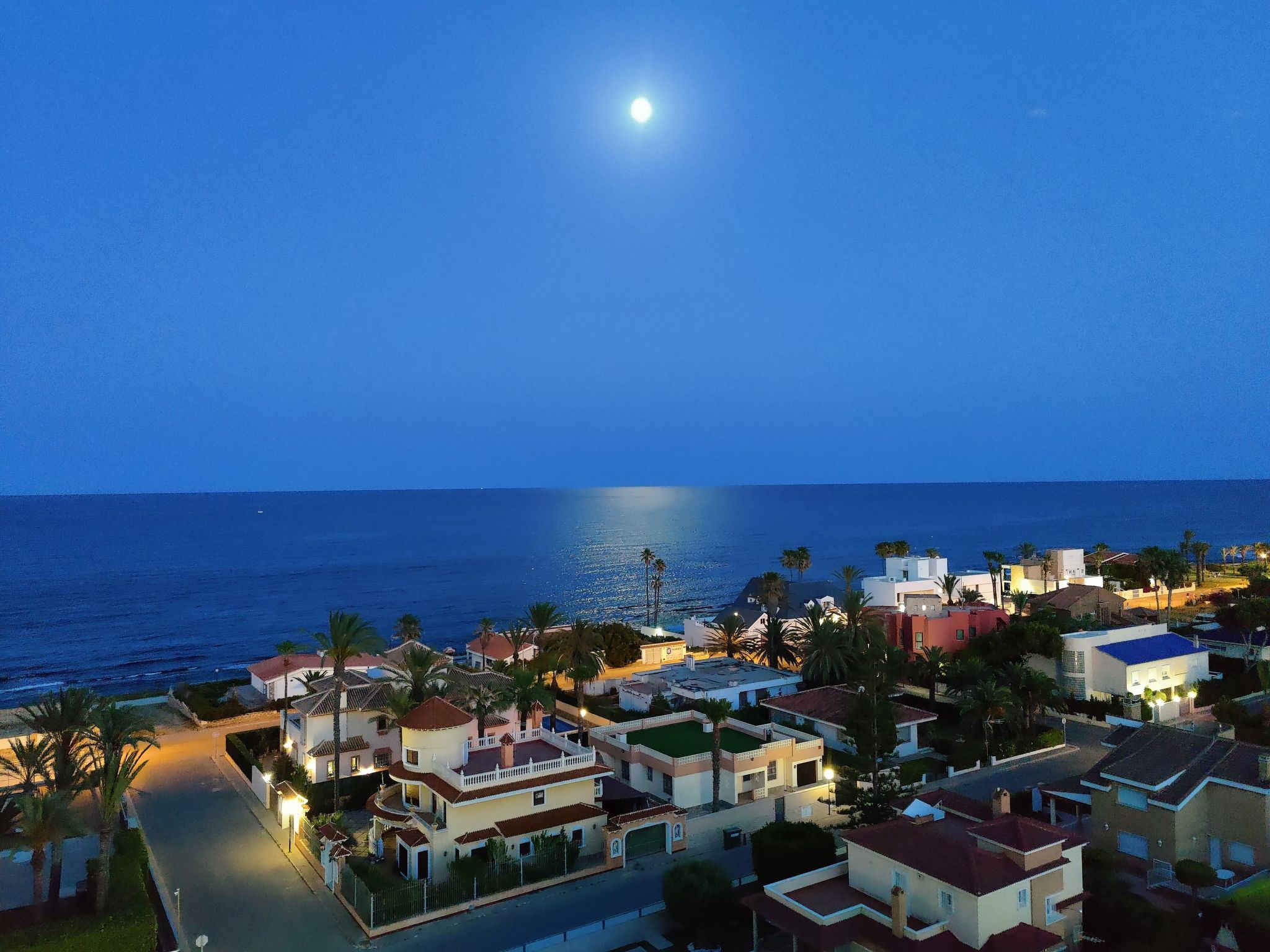 Vista al Mar - Traumhafter Meerblick-Image-tags.info