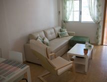 Lichte hoekwoning met grote tuin, vlakbij strand en golf in Torrevieja - thumbnail 2