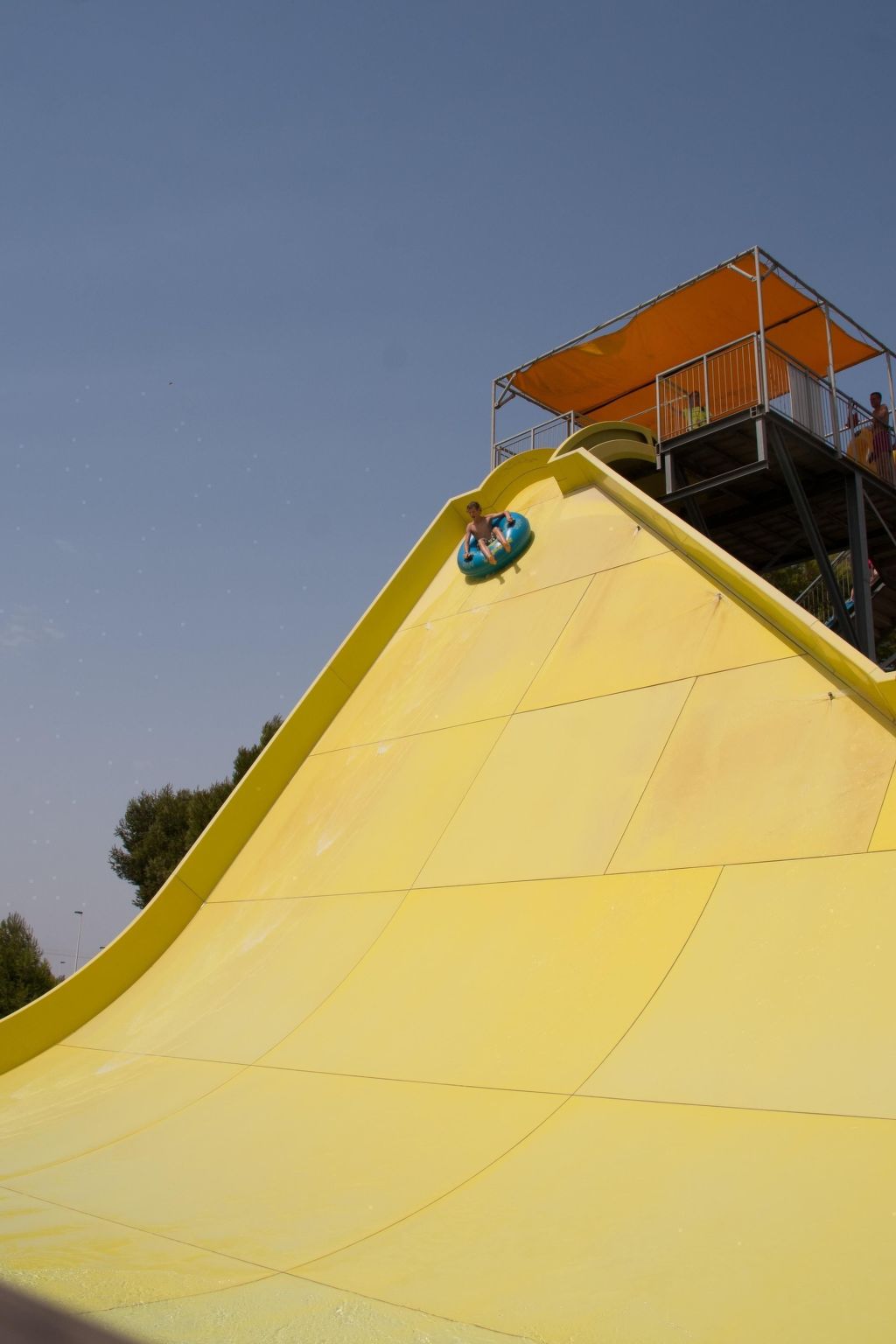 Appartement mit Dachterrasse und Balkon plus Gemeinschaftspool, in der Nähe von-Image-tags.info