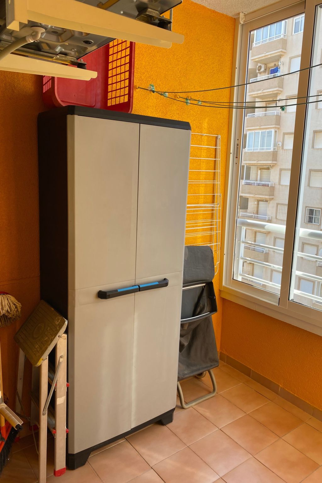 Gemütliche, helle Wohnung sehr gut ausgestattet-Image-tags.info